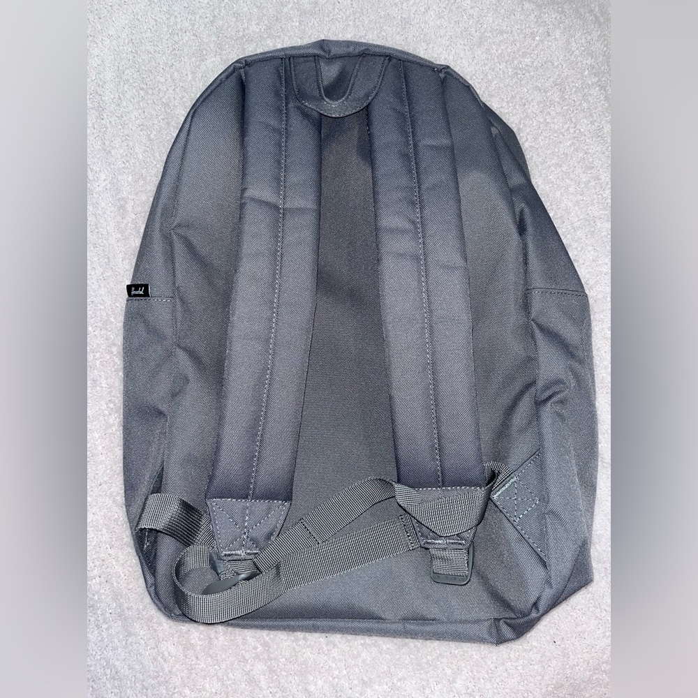 Classic Gray Herschel Backpack 24.0L - Picture 4 of 5